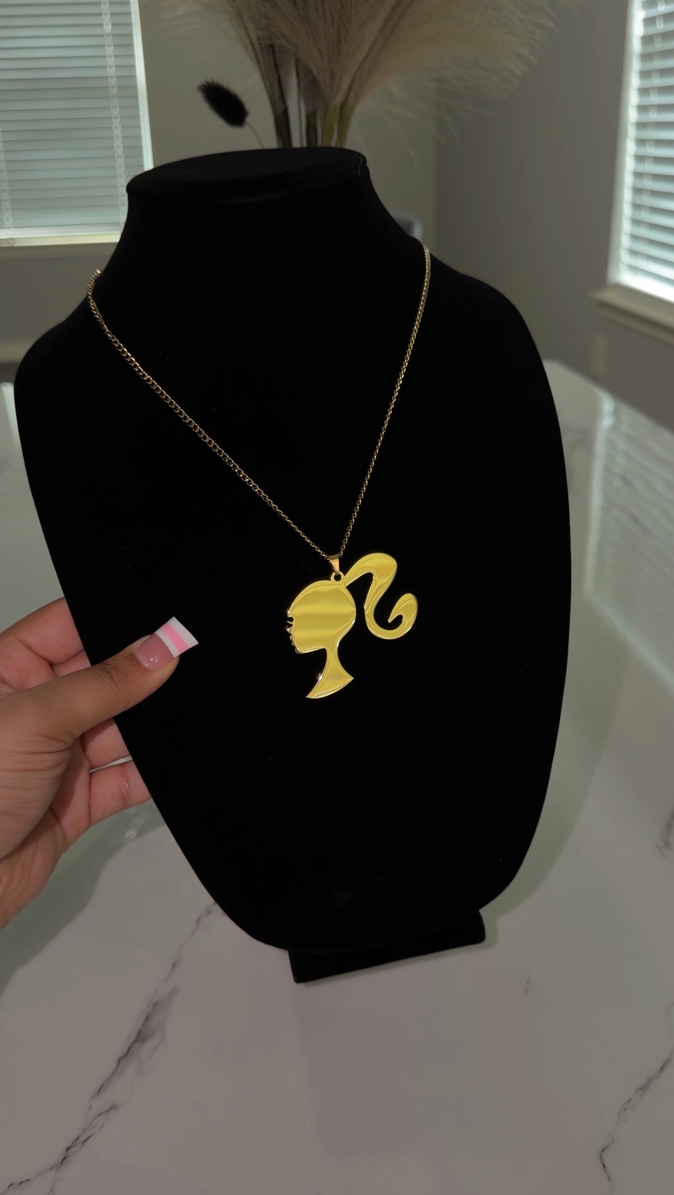 Jumbo BARBIE NECKLACE
