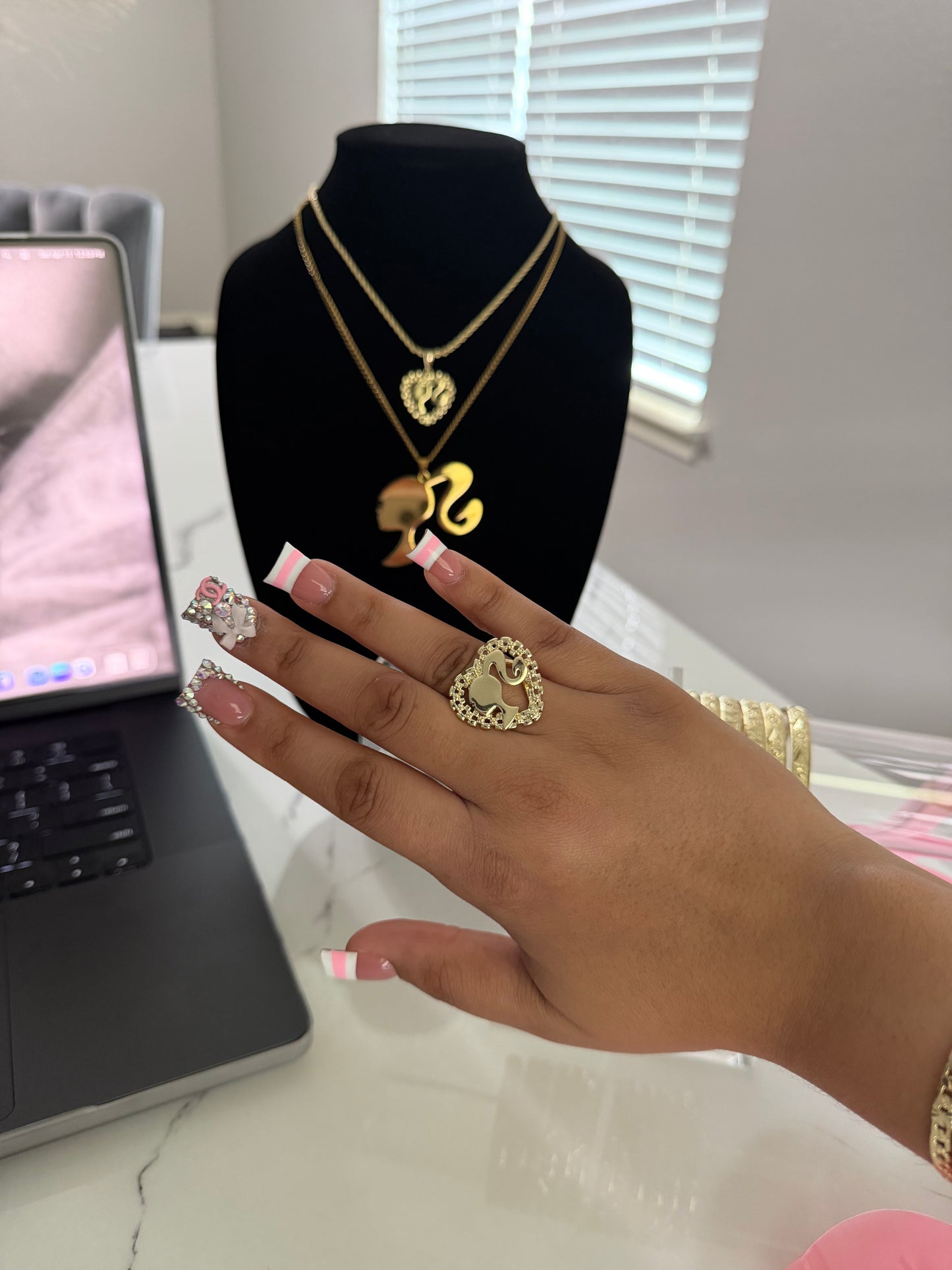 DA BARB RING